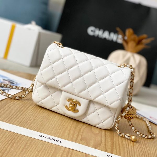 Ch*el pearl crush bag