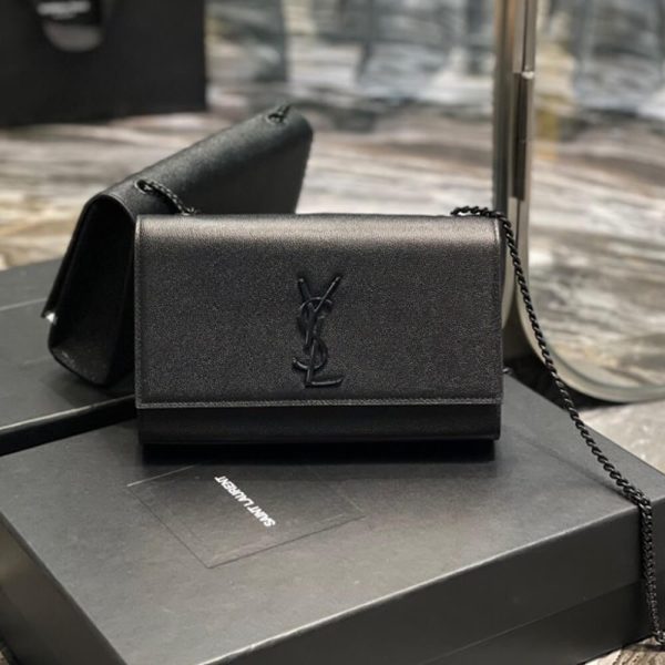 KATE MEDIUM CHAIN BAG IN GRAIN DE POUDRE EMBOSSED LEATHER