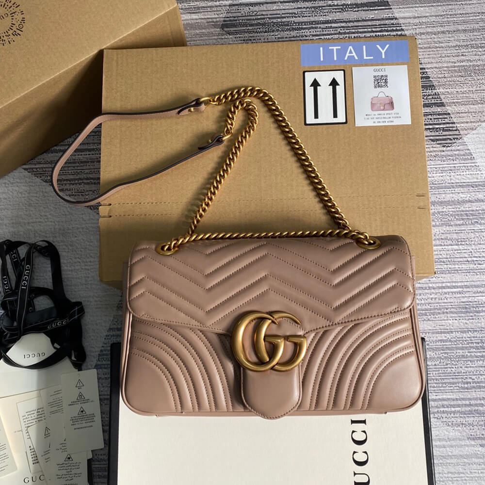 GG Marmont medium shoulder bag