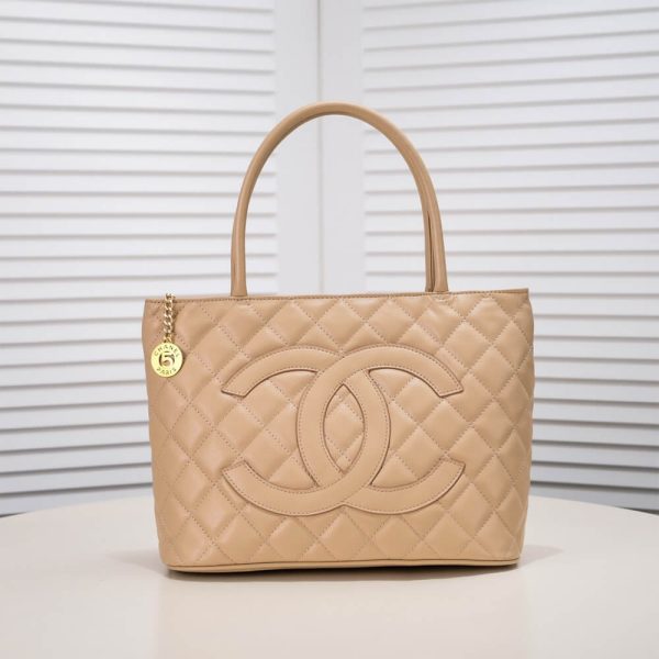 Ch*el medallion tote bag