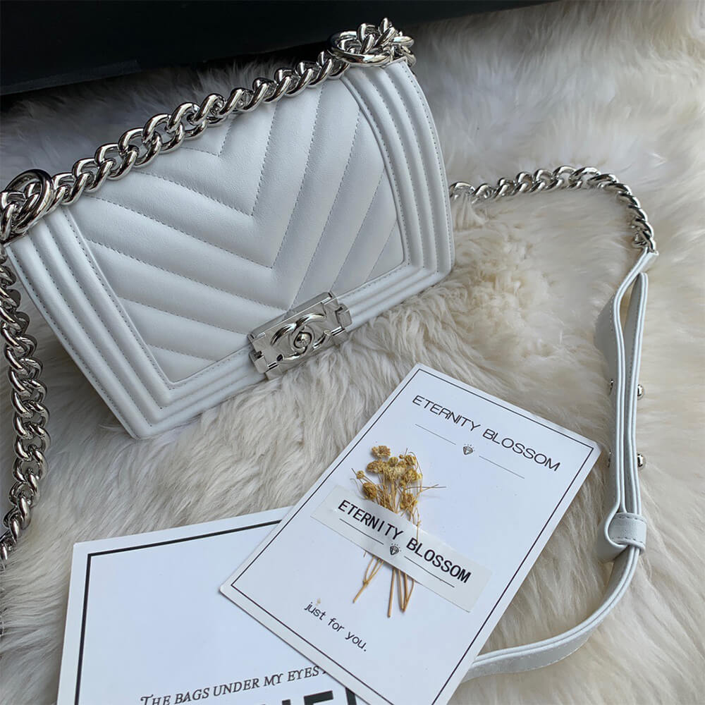 Ch*el chevron small boy bag(high-end)