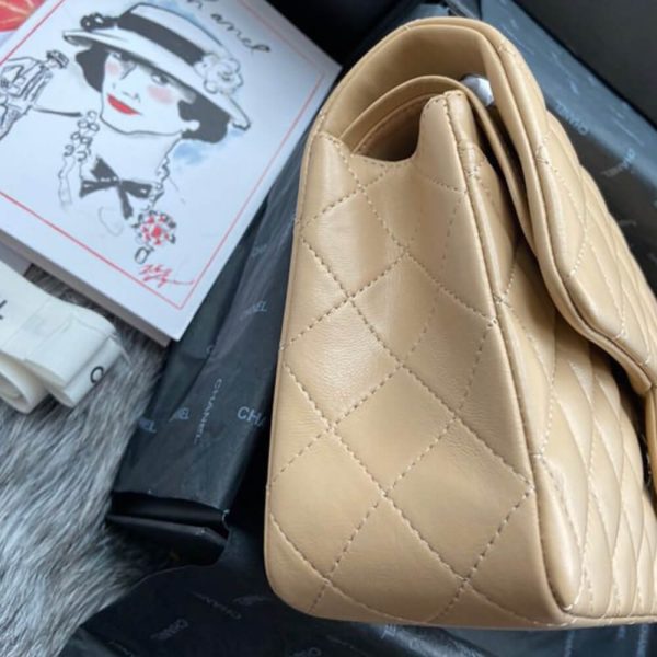 Ch*el classic flap medium