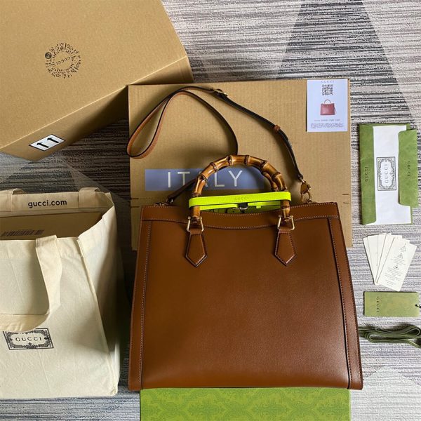 G*u*i diana medium tote bag