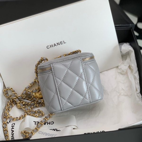 Ch*el quilted pearl crush mini vanity case
