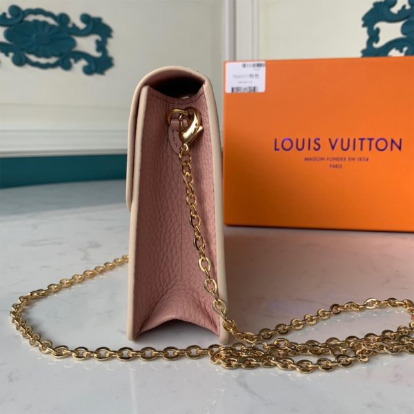 l**is V*t*n croisette chain wallet
