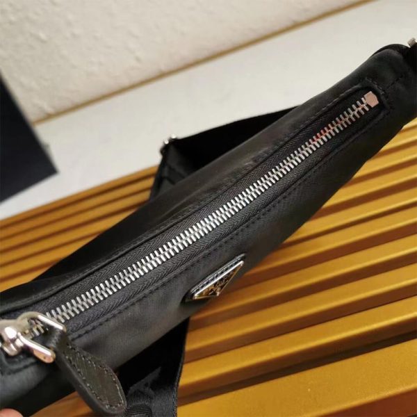 Pra*a re-edition 2005 re-nylon bag