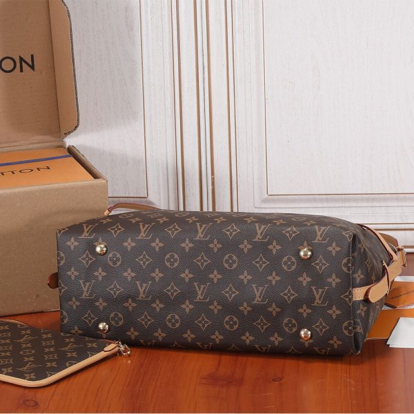 LV CARRYALL MM