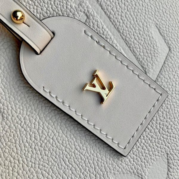 LV CARRYALL PM C EXCLUSIVELY ONLINE