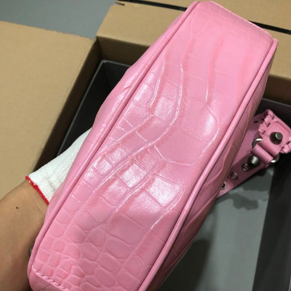 Ba*len*cia*ga womens le cagole xs shoulder bag