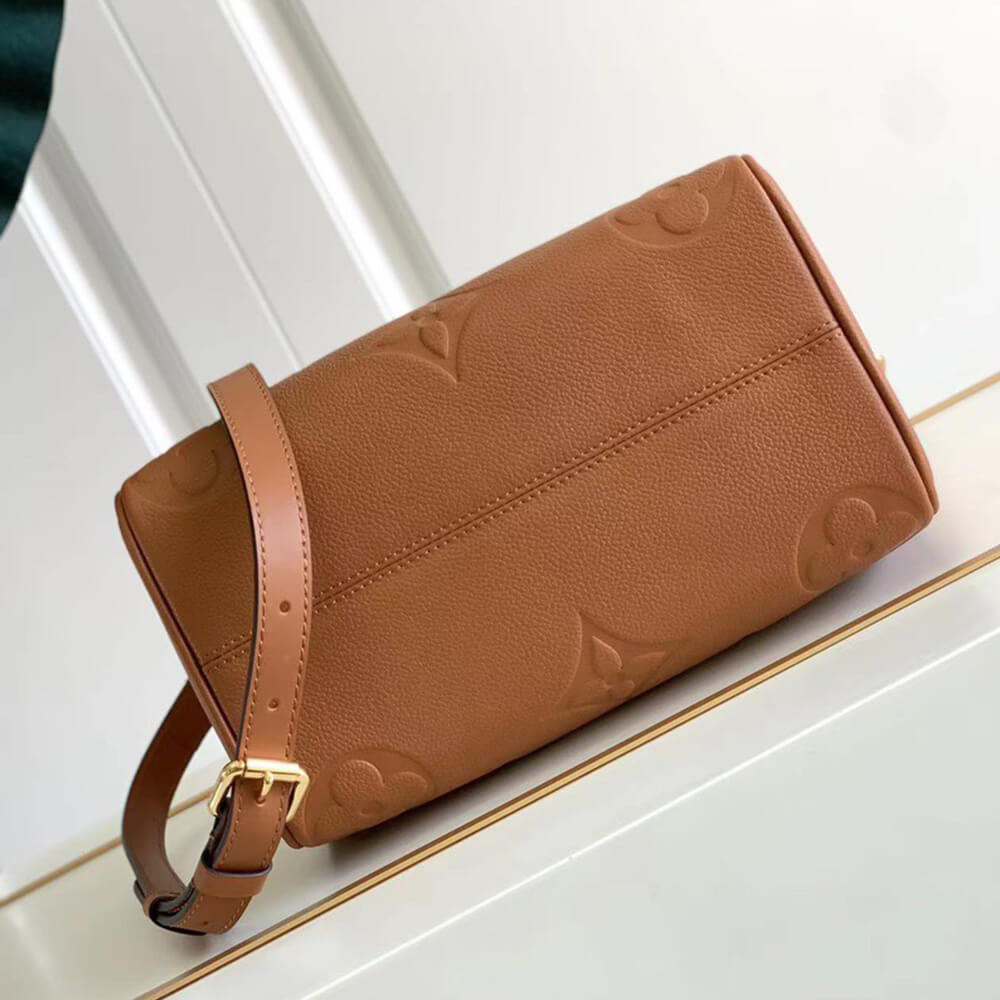 LV Speedy Bandouli??re 25