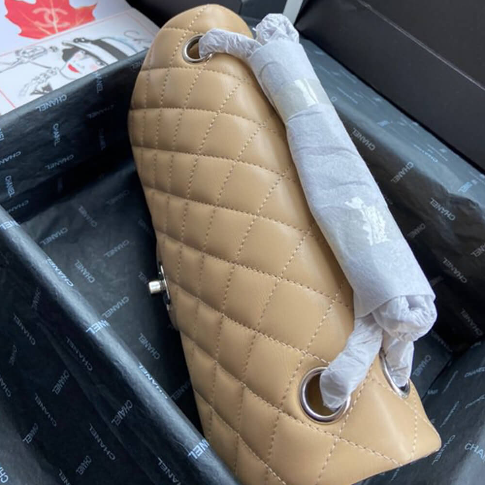 Ch*el classic flap medium