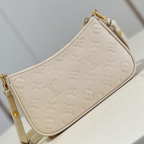 LV Easy Pouch On Strap