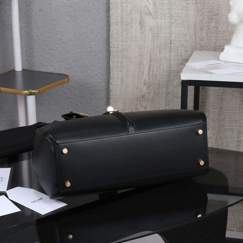 Ce**e classique 16 bag in satinated calfskin