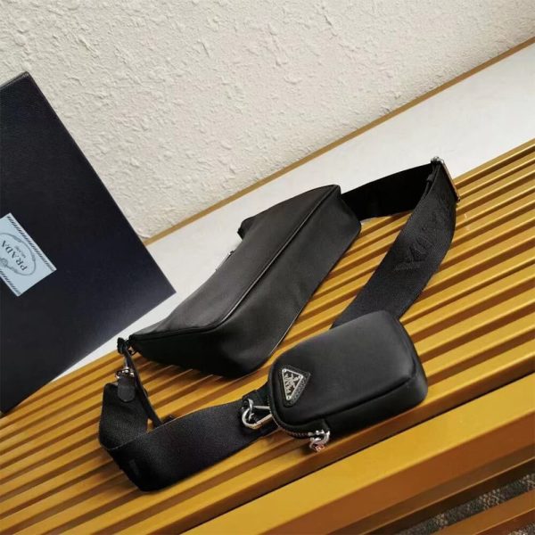 Pra*a re-edition 2005 re-nylon bag