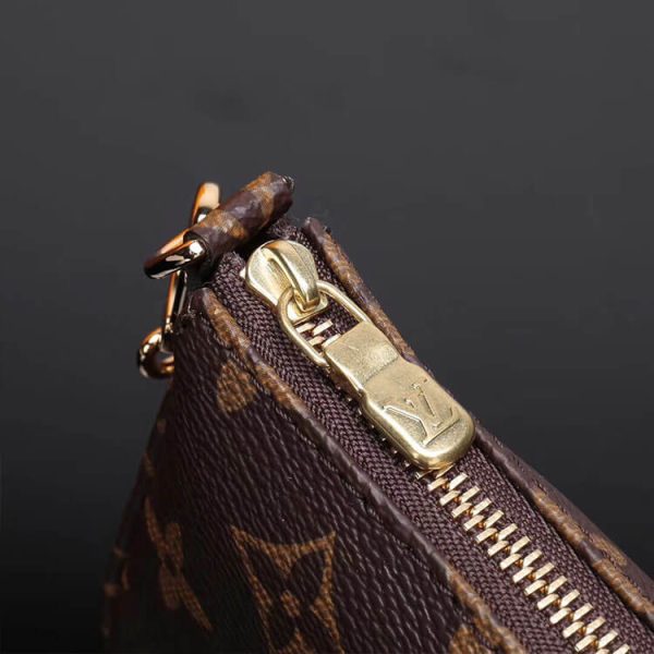 LV Mini Pochette Accessoires