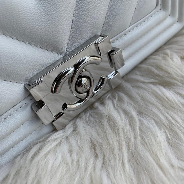 Ch*el chevron small boy bag(high-end)