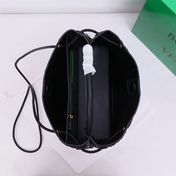 bo*te*ga Ve*ne*ta medium andiamo