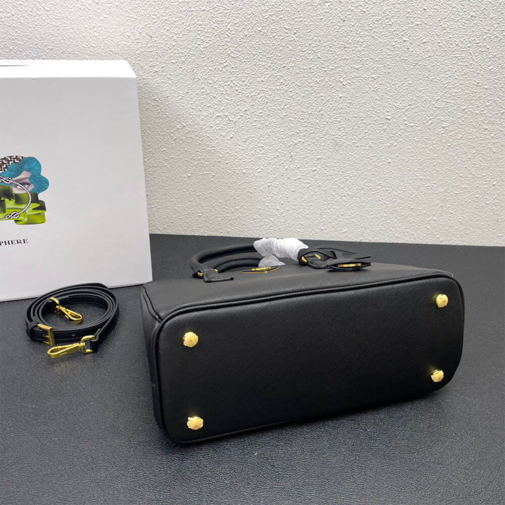 large Pra*a galleria saffiano leather bag