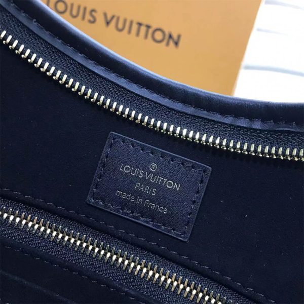 LV CARRYALL PM C EXCLUSIVELY ONLINE