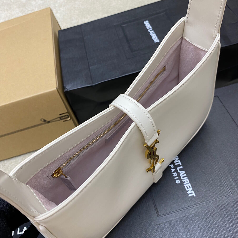 YSL LE 5 A 7 HOBO BAG IN SMOOTH LEATHER