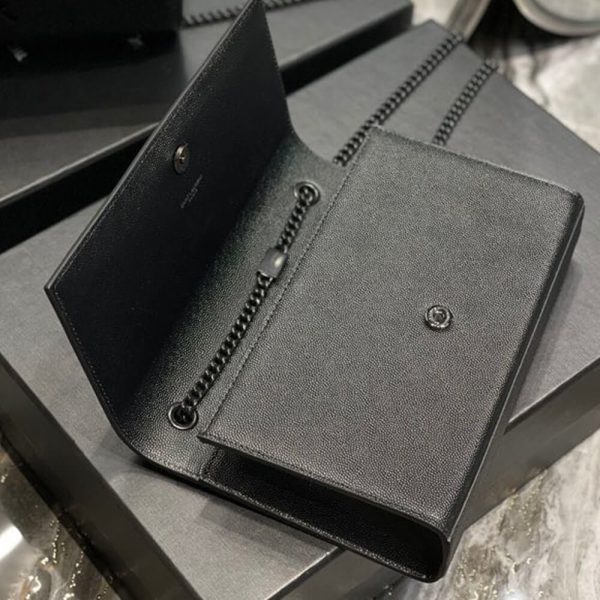 KATE MEDIUM CHAIN BAG IN GRAIN DE POUDRE EMBOSSED LEATHER