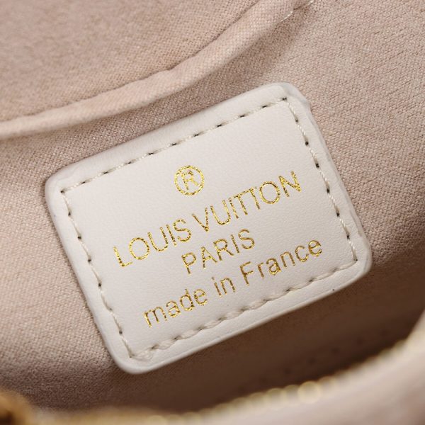 LV Hold Me