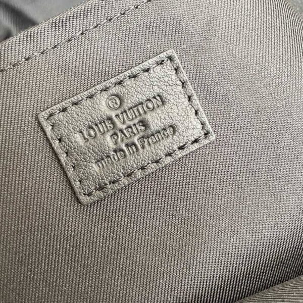 l**is V*t*n palm springs pm