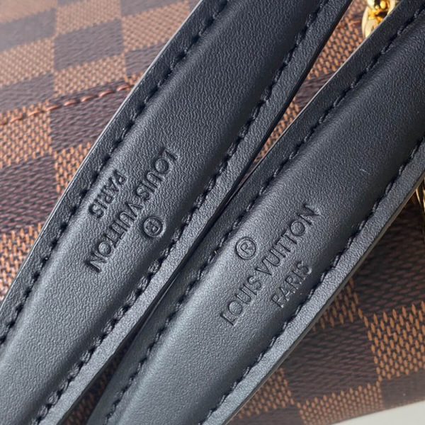 l**is V*t*n vavin pm