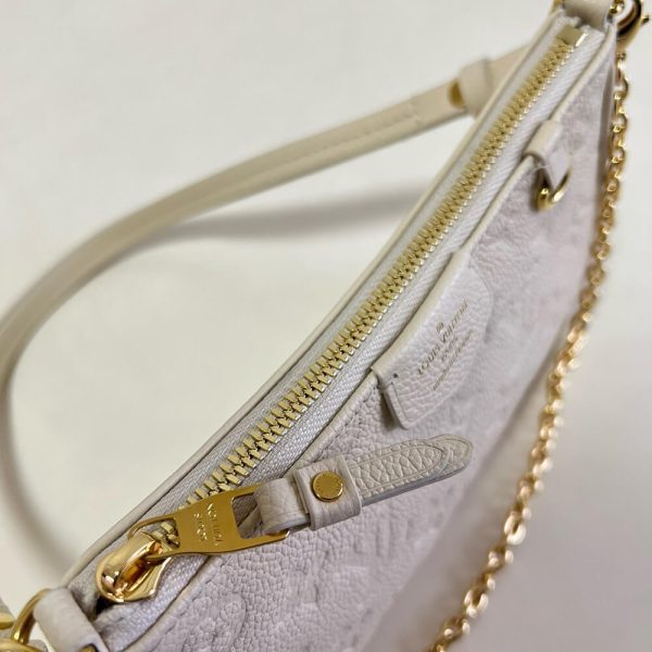 LV Easy Pouch On Strap