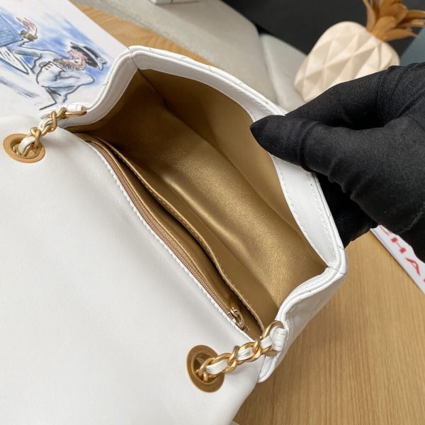 Ch*el pearl crush bag