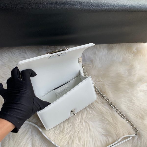 Ch*el chevron small boy bag(high-end)