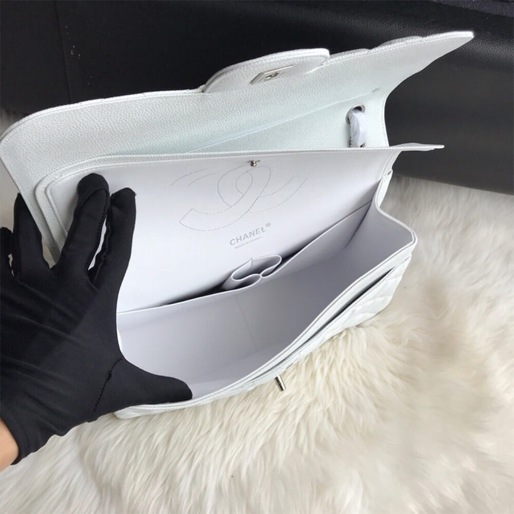 Ch*el classic jumbo flap