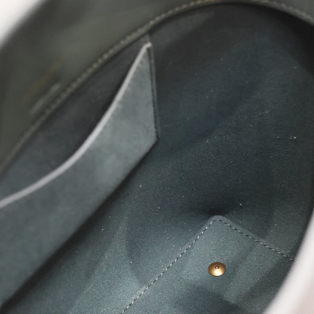 LE 37 IN SHINY LEATHER