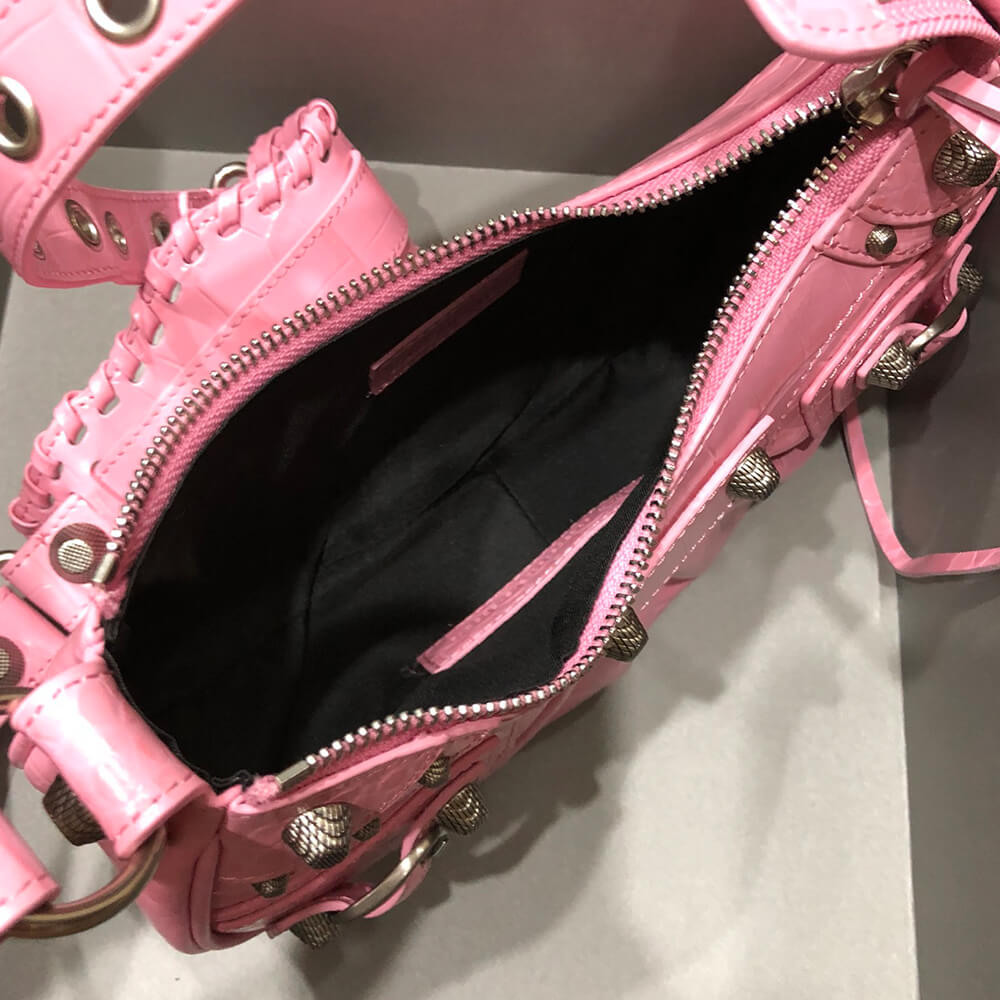 Ba*len*cia*ga womens le cagole xs shoulder bag